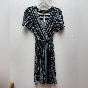 Lane Bryant Short Flutter Sleeve Surplice Jacquard Stripe Fit And Flare - 14/16